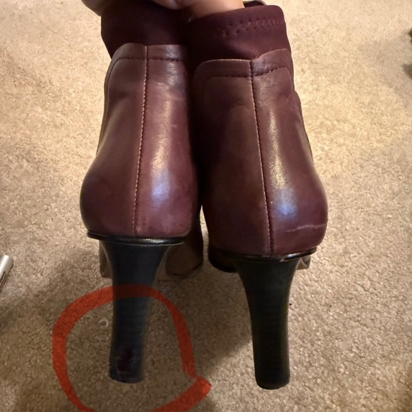 Donald J. Pliner Burgundy Ankle Boots - Picture 10 of 10